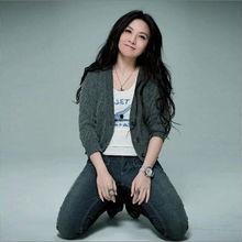 娱乐公司女强人,从幕后到台前