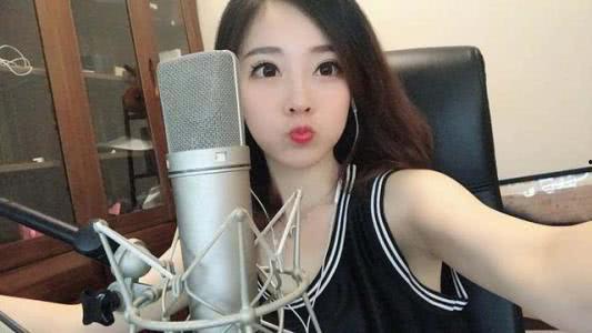 网红女主播收入,揭秘网红经济背后的惊人收入 第2张 网红女主播收入,揭秘网红经济背后的惊人收入 第2张