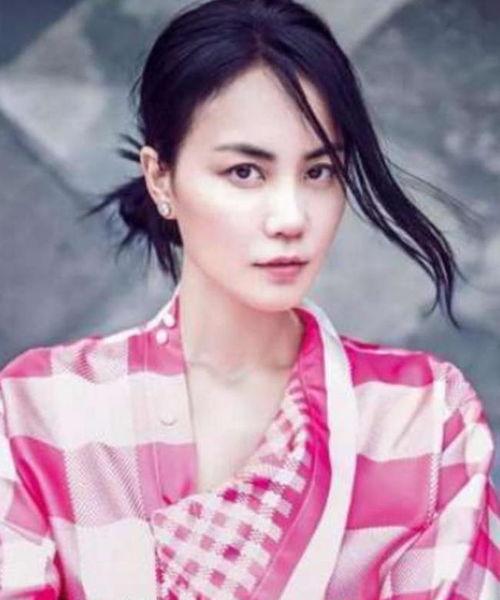 娱乐圈离过婚的女明星,娱乐圈离婚女星的蜕变与重生之路  第2张