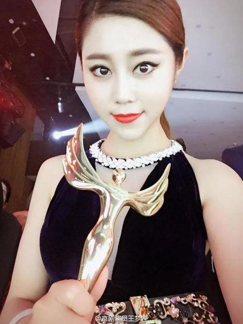 王梦婷 照片,镜头下的青春风采  第2张