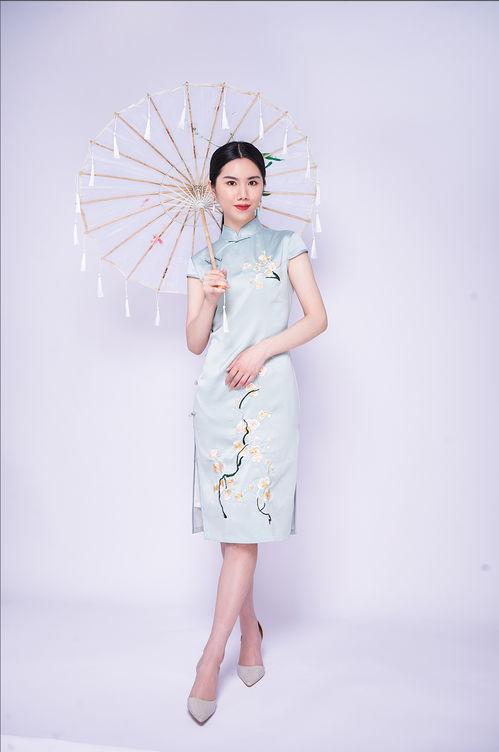 旗袍摄影图片  第2张