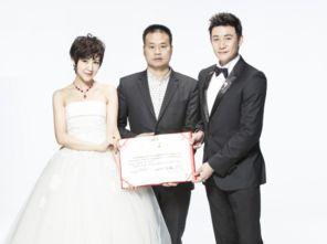 模范夫妻明星,甜蜜背后的爱情故事揭秘  第2张