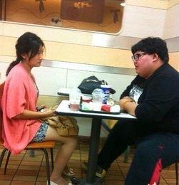 丰县相亲搞笑视频,笑料百出，相亲现场成欢乐剧场